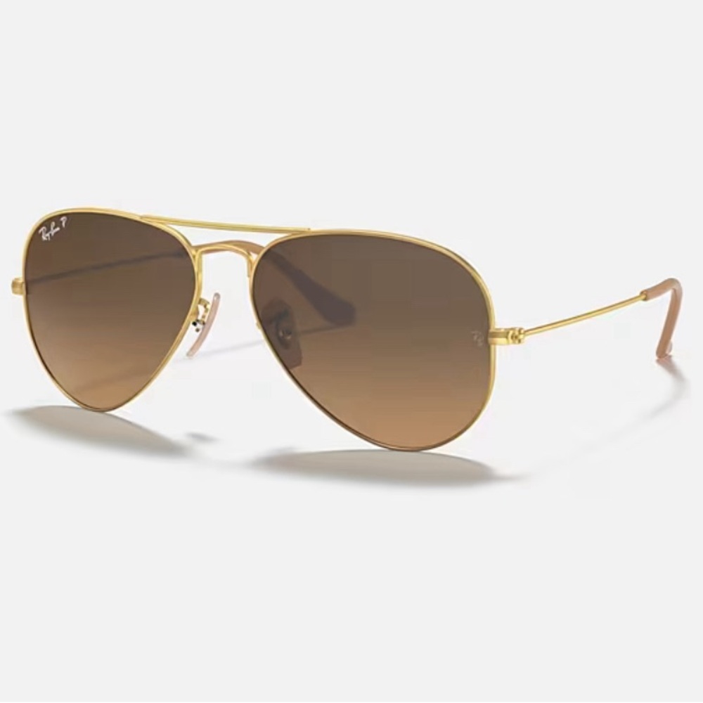 Ray-ban aviator gradient sunglasses/never worn